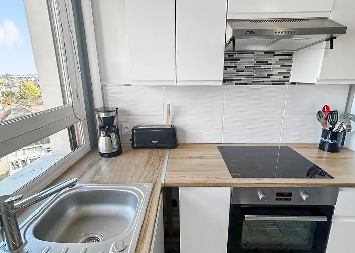 Lumineux, Vue Degagee, Et A Pied Appartement *