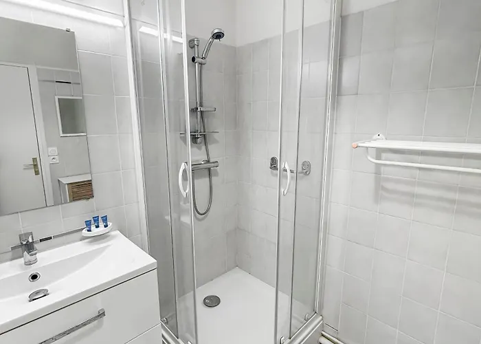 Lumineux, Vue Degagee, Et A Pied Appartement Ouistreham