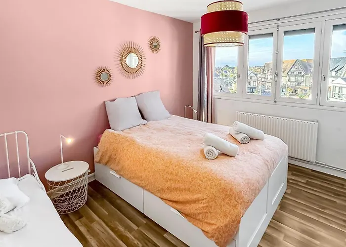 Appartement Lumineux, Vue Degagee, Et A Pied Ouistreham