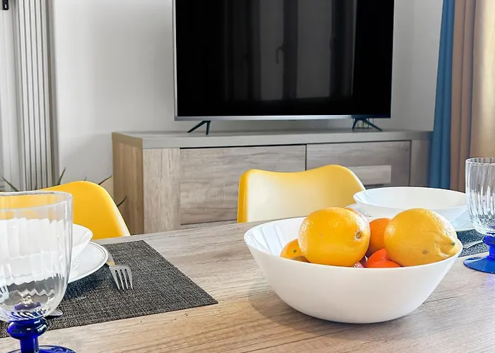 Lumineux, Vue Degagee, Et A Pied *