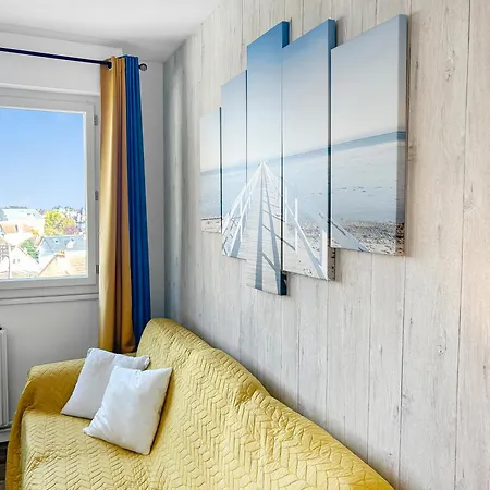 Lumineux, Vue Degagee, Et A Pied