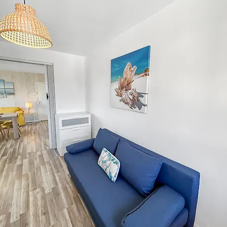 Lumineux, Vue Degagee, Et A Pied Apartamento Ouistreham