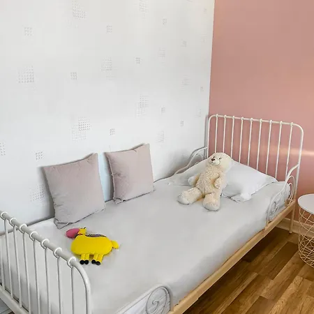 Lumineux, Vue Degagee, Et A Pied Ouistreham