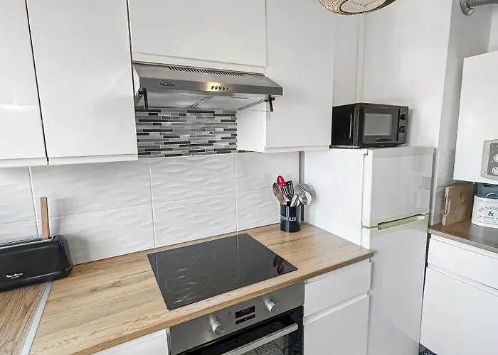 Appartement Lumineux, Vue Degagee, Et A Pied *