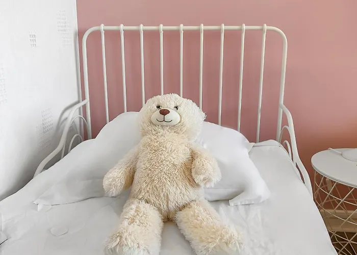 Lumineux, Vue Degagee, Et A Pied *