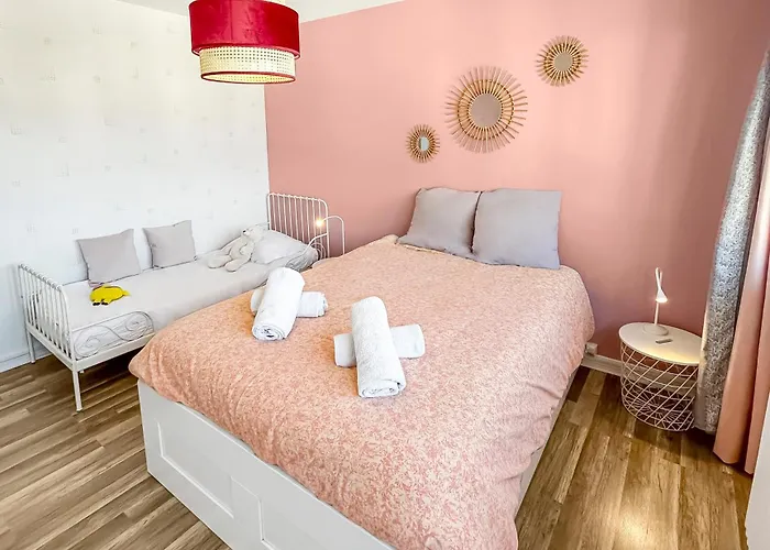 Lumineux, Vue Degagee, Et A Pied Ouistreham