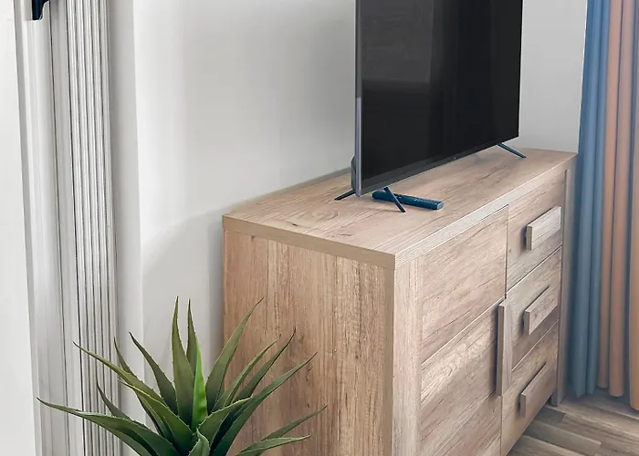 Lumineux, Vue Degagee, Et A Pied Appartement